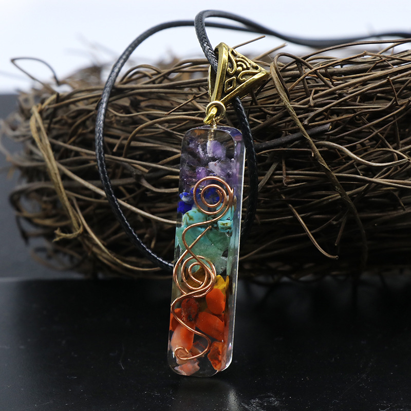 Retro Reiki Healing Chips Stone Natural Crystal semi-precious stone lithotripsy Meditation Seven chakra pendant Pendulum necklace for women men jewelr