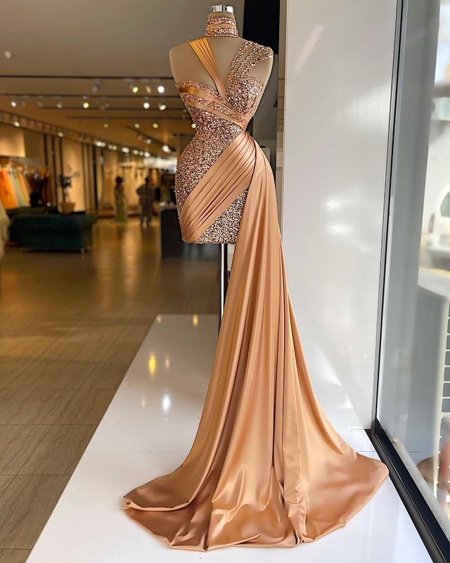 2022 Plus Size Arabic Aso Ebi Gold Sparkly Sexy Prom Dresses High Neck Beaded Sequined Evening Formal Party Second Reception Gowns Dress ZJ205