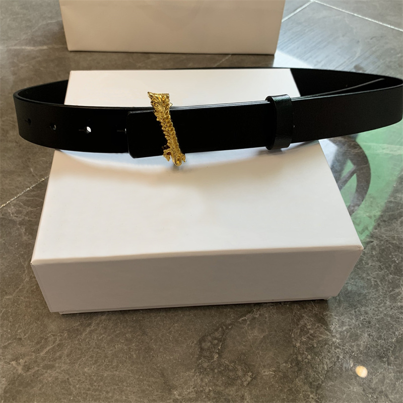 Classic Letter Belts Luxury Designer Genuine Leather Belt Mens Womens High Quality Women Waistband Fashion Men Gold Buckle Belts, As pics
Classic Letter Belts Luxury Designer Genuine Leather Belt Mens Womens High Quality Women Waistband Fashion Men Gold Buckle Belts, As pics