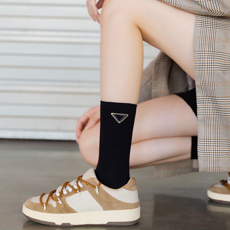 Women Winter Socks Luxury Designer Mens Breathable Cotton Sock