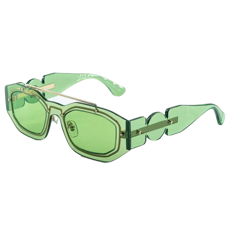 Designer sunglasses Mens or Womens latest style 2235 green sunglasses fashion trend top quality leisure business activities outdoor driving UV400 with box
Designer sunglasses Mens or Womens latest style 2235 green sunglasses fashion trend top quality leisure business activities outdoor driving UV400 with box