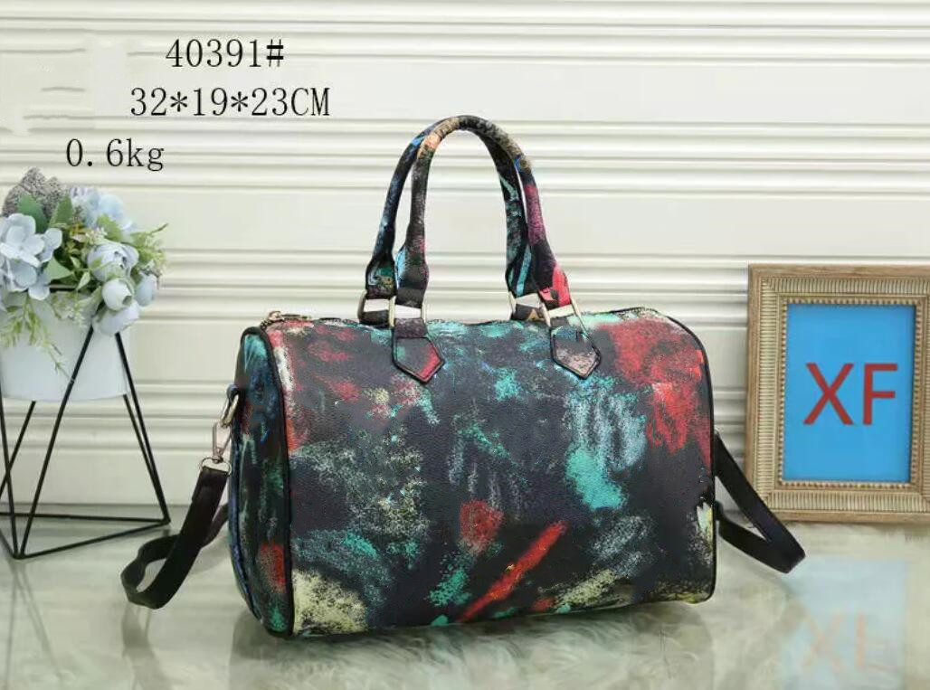 Graffiti High Quality Pillow Bag Shoulder Crossbody Bags Women Retiro Printed Handbag Classic Zipper Interior Pocket Large capacity 33cm, Blue
Graffiti High Quality Pillow Bag Shoulder Crossbody Bags Women Retiro Printed Handbag Classic Zipper Interior Pocket Large capacity 33cm, Blue