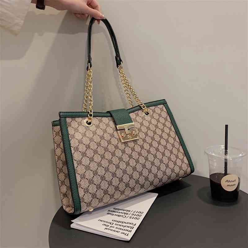 80% Off autumn and winter new fashion printing large capacity shoulder bag simple versatile messenger chain Handbags, Red
80% Off autumn and winter new fashion printing large capacity shoulder bag simple versatile messenger chain Handbags, Red