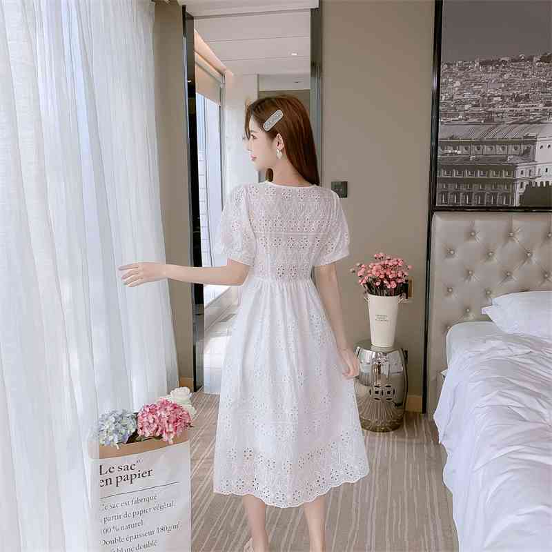 Lace embroidery Women's summer Temperament Slim Dress Robe Sexy V-Neck High Waist Fashion Office Lady 210520