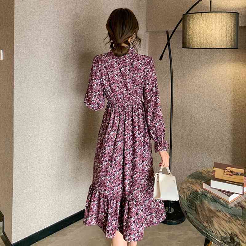 SHENGPLLAE Floral Dress Women's Spring V-neck Lace Up Waist Loose Long Sleeve Printed Knee-length Dresses Female 5A1080 210427