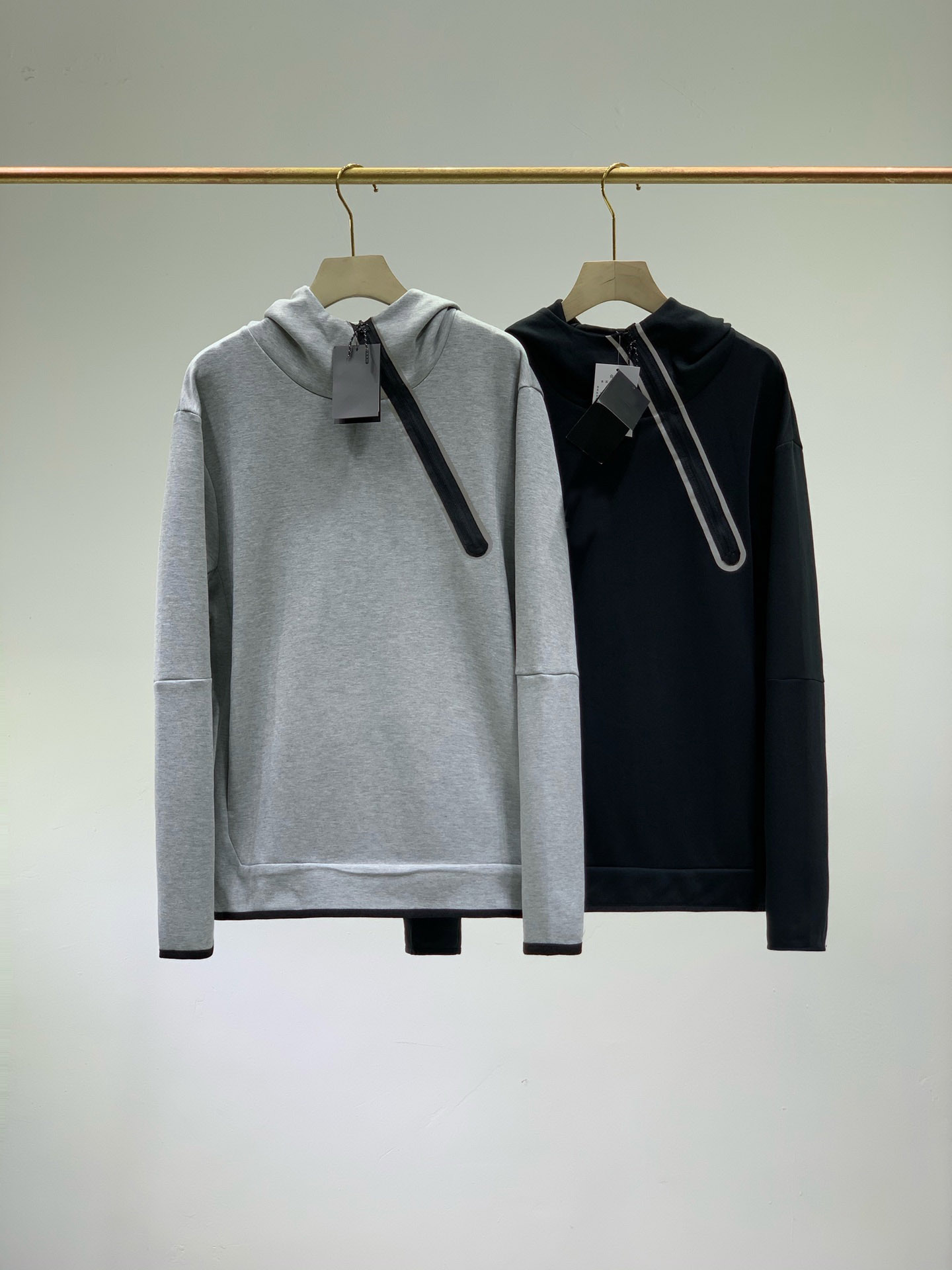 Top cattle 2021 Europe men sportswear brand classic sweatshirt hoodie Comfortable Cutting tailoring cotton design Air breathable fabric asian size, Black
Top cattle 2021 Europe men sportswear brand classic sweatshirt hoodie Comfortable Cutting tailoring cotton design Air breathable fabric asian size, Black