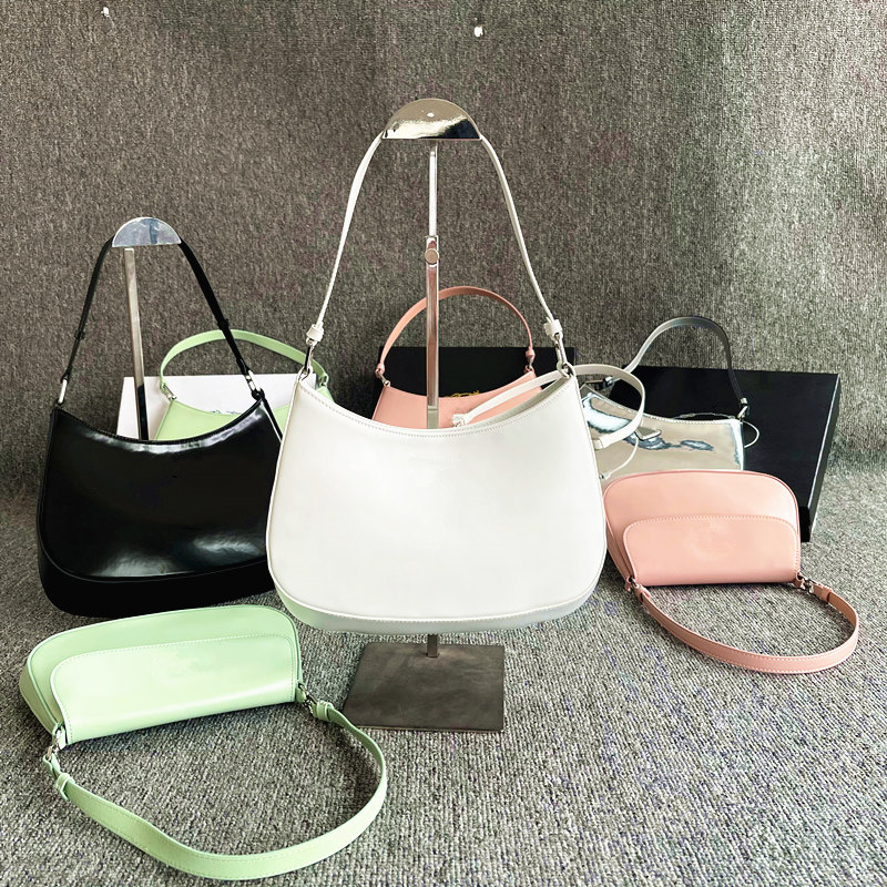 2020 Real Leather Top quality Women's Cleo brushed tote Nylon leather Luxury Designer man Women's Shoulder Bag hobo Crossbody Bags Handbags, Size:22x6x27cm-silver
2020 Real Leather Top quality Women's Cleo brushed tote Nylon leather Luxury Designer man Women's Shoulder Bag hobo Crossbody Bags Handbags, Size:22x6x27cm-silver