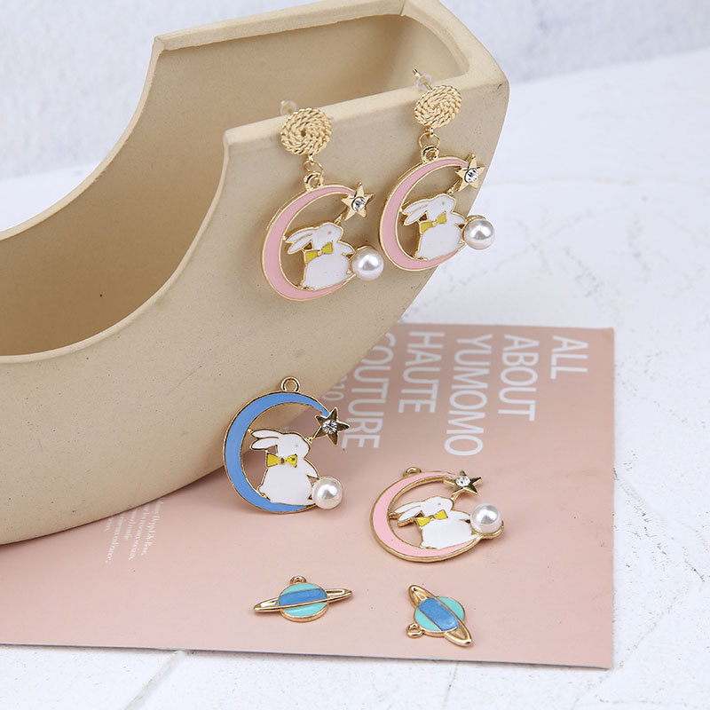 10 pcs/bag Enamel Charm Star Moon with Pearl Mini Satellite Charms Pendant For Girl Earrings Jewelry Making Dangle
10 pcs/bag Enamel Charm Star Moon with Pearl Mini Satellite Charms Pendant For Girl Earrings Jewelry Making Dangle