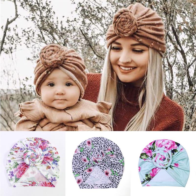 hair accessories 2 pcs/set mom and baby hat flower printed kids girl boy bonnet cap knot infant toddler turban headwrap parent-child beanies, Slivery;white
hair accessories 2 pcs/set mom and baby hat flower printed kids girl boy bonnet cap knot infant toddler turban headwrap parent-child beanies, Slivery;white