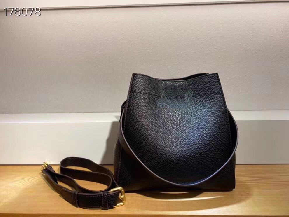 21 2021 luxury hot-selling design card holder bag fashion simple coin purse retro cold wind mens small wallet portable clutch bags
21 2021 luxury hot-selling design card holder bag fashion simple coin purse retro cold wind mens small wallet portable clutch bags