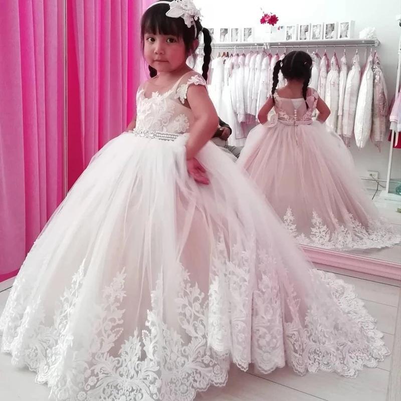 Girl's Dresses Lace Crystals Pearls Flower Girl Sheer Neck Ball Gown Little Wedding First Communion Pageant Party Gowns, Red;yellow
Girl's Dresses Lace Crystals Pearls Flower Girl Sheer Neck Ball Gown Little Wedding First Communion Pageant Party Gowns, Red;yellow