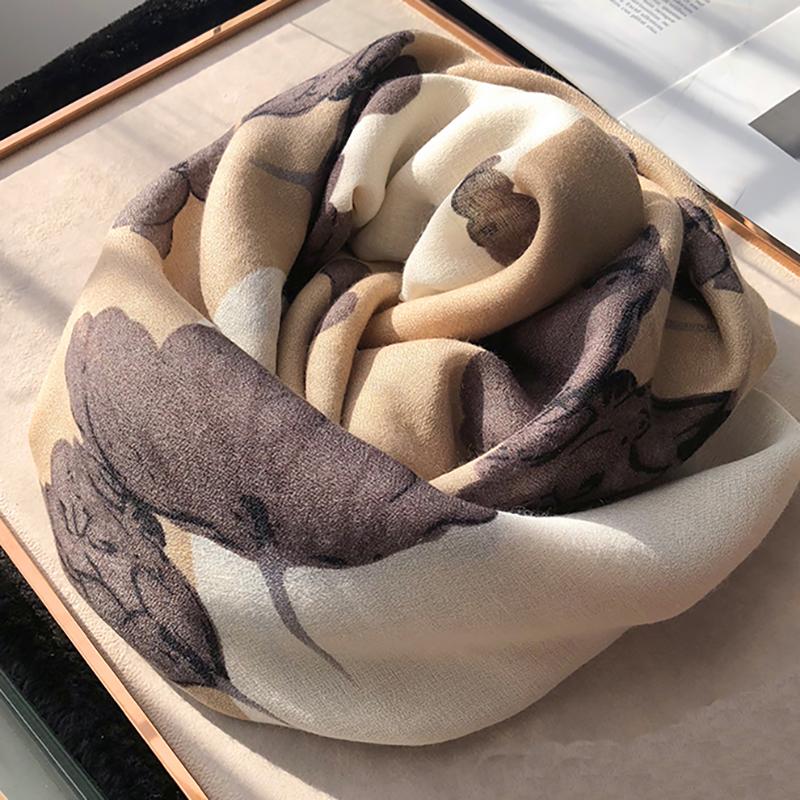 Berets 2021 Luxury Spring And Winter Cotton Scarf Leopard Print Women Soft Shawl Muslim Hijab, Blue;gray
Berets 2021 Luxury Spring And Winter Cotton Scarf Leopard Print Women Soft Shawl Muslim Hijab, Blue;gray