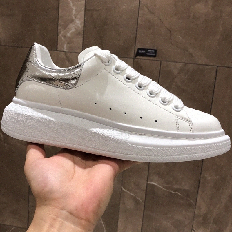 Platform Casual Shoes Men Women Leather Lace Up MC Sneakers Luxury White Black Velvet Suede Trainers Jogging Walking Shoe alexander mcqueen mqueen
Platform Casual Shoes Men Women Leather Lace Up MC Sneakers Luxury White Black Velvet Suede Trainers Jogging Walking Shoe alexander mcqueen mqueen