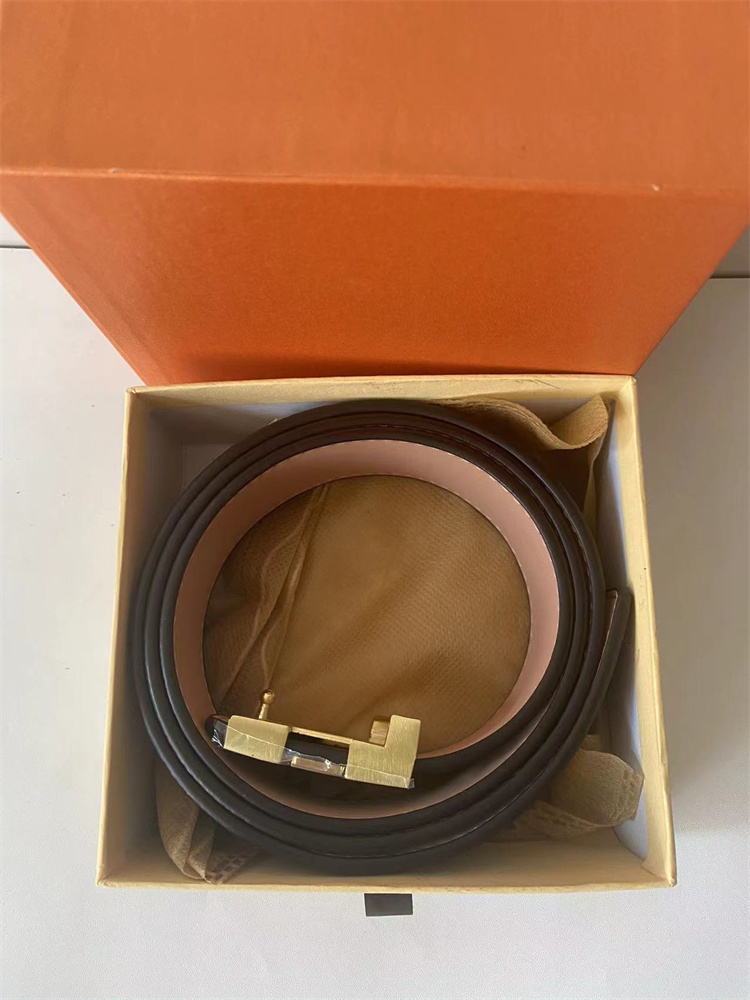 Men Designers Belts Classic fashion casual letter smooth buckle womens mens leather belt width 3.8cm with orange box, No box
Men Designers Belts Classic fashion casual letter smooth buckle womens mens leather belt width 3.8cm with orange box, No box