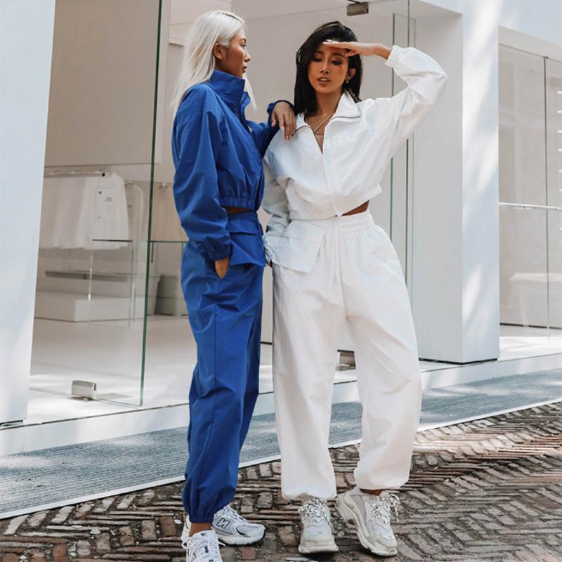 Women's Two Piece Pants Tracksuit Women Autumn Solid White Zipper Up Sweatshirt Coat With High Waist Set Sports Outfits Streetwear
Women's Two Piece Pants Tracksuit Women Autumn Solid White Zipper Up Sweatshirt Coat With High Waist Set Sports Outfits Streetwear