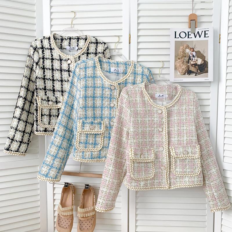 Women's Jackets 2021 Autumn And Winter Style Small Fragrance Tweed Round Neck Single-breasted Short Long-sleeved Coat Jacket Women, Black;brown
Women's Jackets 2021 Autumn And Winter Style Small Fragrance Tweed Round Neck Single-breasted Short Long-sleeved Coat Jacket Women, Black;brown