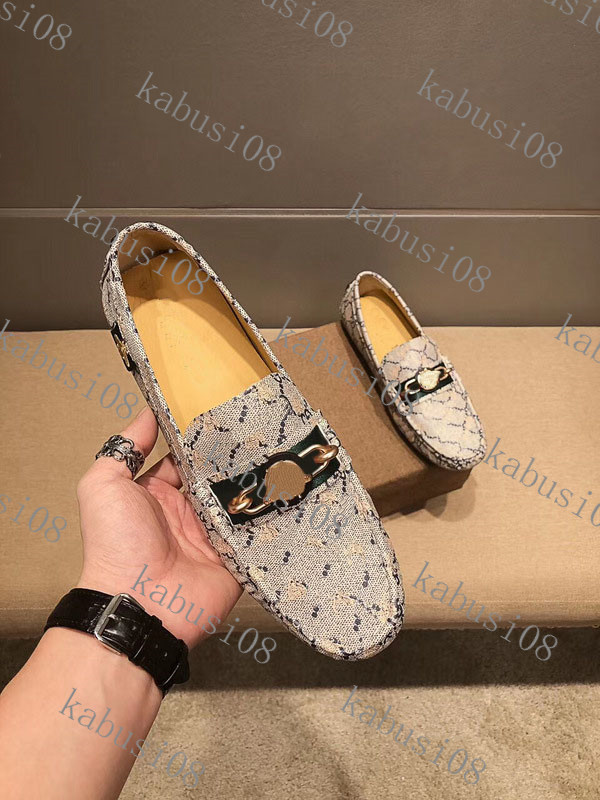 Brand men's dress shoes flat bottom high quality business office Oxford leather designer metal buckle suede love box
Brand men's dress shoes flat bottom high quality business office Oxford leather designer metal buckle suede love box