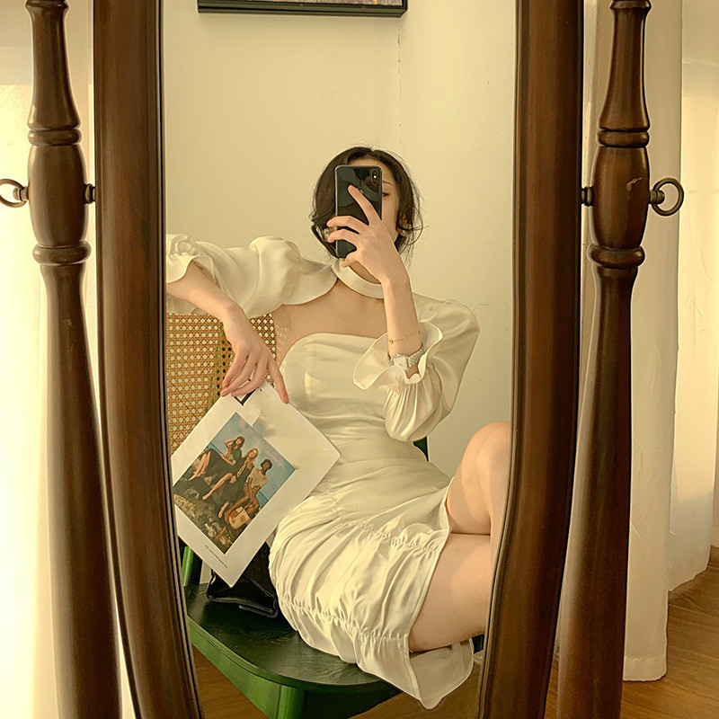 [EWQ] Spring Female Slim Elegante Hollow Out Strapless Solid Color Long Sleeve Patchwork Ruffles White Sheath Dress 8Y717 210423