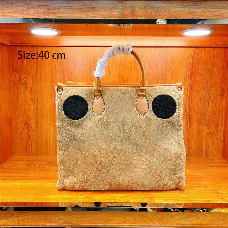 designer bags women men totes letter embroidery shopping bag fashion style plush handbag tote bags with dustbag
designer bags women men totes letter embroidery shopping bag fashion style plush handbag tote bags with dustbag