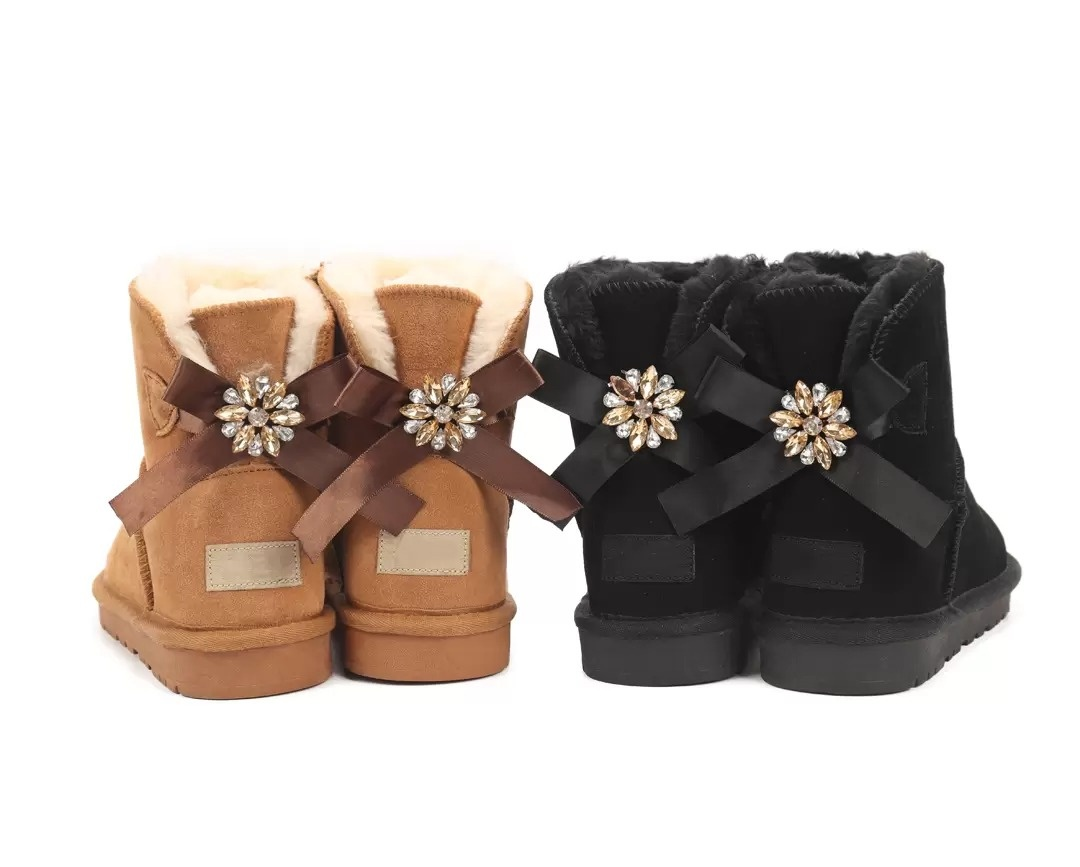 Designer womens fur australia boots women classic snow boot australian winter warm furry Bow satin ankle booties Fluffy slippers Bowtie lady, Black
Designer womens fur australia boots women classic snow boot australian winter warm furry Bow satin ankle booties Fluffy slippers Bowtie lady, Black