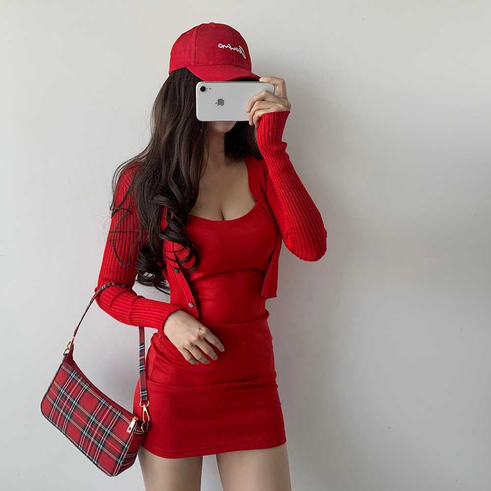 WOMENGAGA Spring Sexy Slim Elastic Thin Metal Chain Low Chest Slash Neck Solid Color Spaghetti Strap Tank Mini Dress 1D 210603