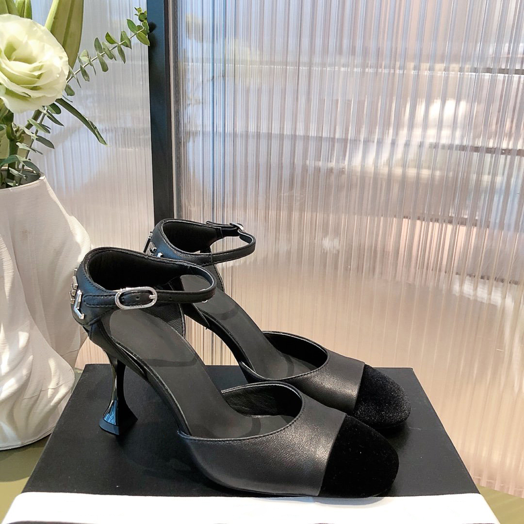 Top quality luxury designer autumn ladies Shoes Classic Small shoe with round head and bun style in English colors are size35-41, As picture 3
Top quality luxury designer autumn ladies Shoes Classic Small shoe with round head and bun style in English colors are size35-41, As picture 3