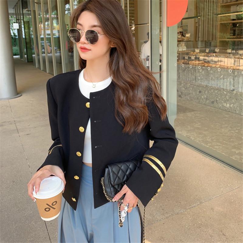 Women's Jackets CBAFU Vintage O-neck Single Breasted Short Coat Black Runway Long Sleeve Outwear Women Jacket Autumn Streetwear N554, Black;brown
Women's Jackets CBAFU Vintage O-neck Single Breasted Short Coat Black Runway Long Sleeve Outwear Women Jacket Autumn Streetwear N554, Black;brown