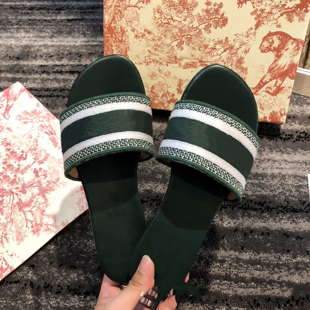 Paris Luxury Designer Quite Nice Summer Sandals Beach Slide Slippers Ladies Flip Flops Loafers Print Leather Solid Color 36-46 with Box gssdbdh, Black
Paris Luxury Designer Quite Nice Summer Sandals Beach Slide Slippers Ladies Flip Flops Loafers Print Leather Solid Color 36-46 with Box gssdbdh, Black