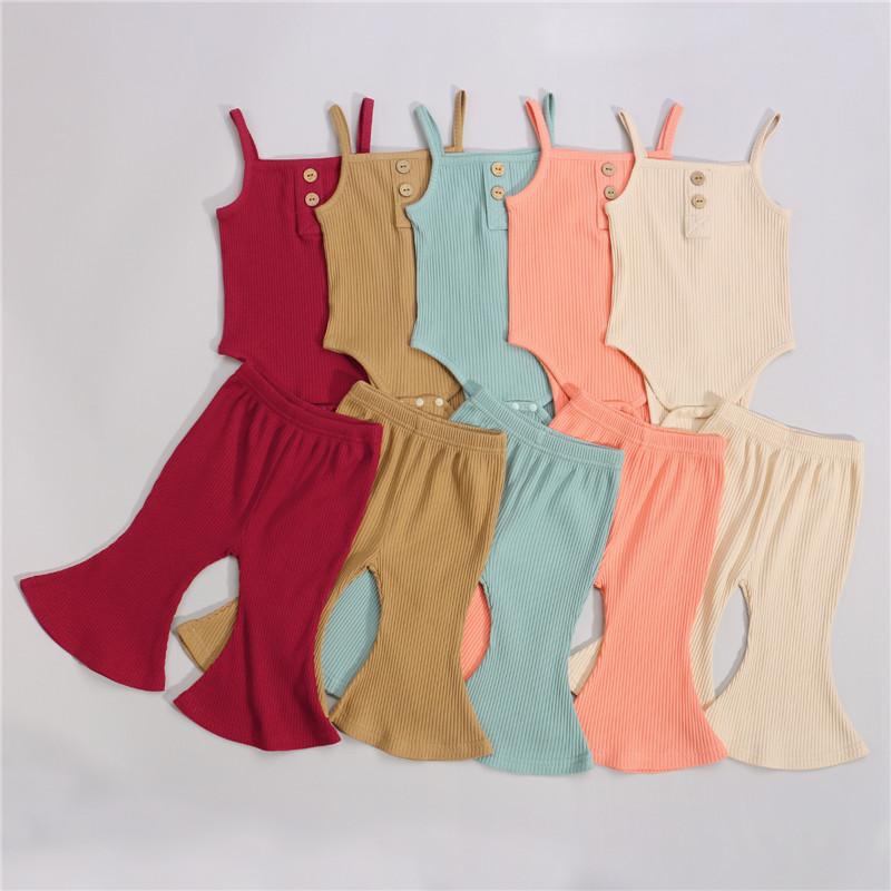 Clothing Sets 2Pcs Baby Girls Outfit, Summer Solid Color Button Decoration Sleeveless Suspender Romper + Long Bell-bottomed Pants Set, White
Clothing Sets 2Pcs Baby Girls Outfit, Summer Solid Color Button Decoration Sleeveless Suspender Romper + Long Bell-bottomed Pants Set, White