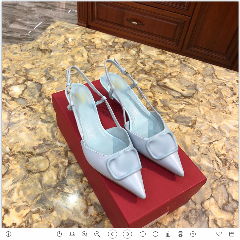 2021 Good Quality Fashion Women Luxurys Designers Shoes Designer Sandals Womens Luxury High Heels Sandal Dress Shoess With Box Size 35-41 -G481, Blue
2021 Good Quality Fashion Women Luxurys Designers Shoes Designer Sandals Womens Luxury High Heels Sandal Dress Shoess With Box Size 35-41 -G481, Blue