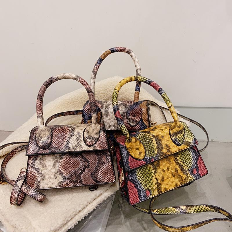 Female Snake Print Handbag, Pu Shoulder Bag, 7.5 Inch Fashion Diagonal Bag Cosmetic Bags & Cases
Female Snake Print Handbag, Pu Shoulder Bag, 7.5 Inch Fashion Diagonal Bag Cosmetic Bags & Cases