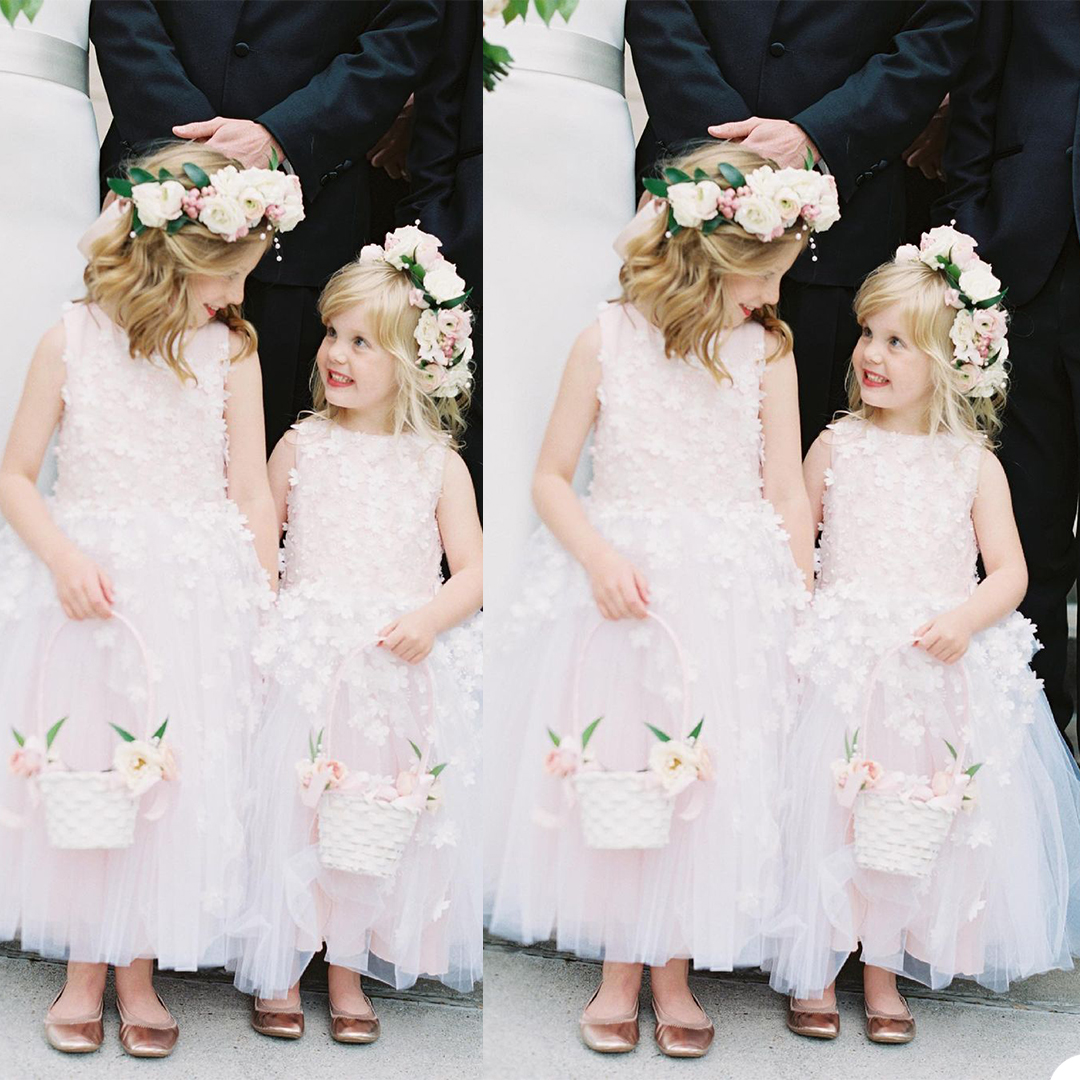 Fashion Flower Girls Dress 3D Floral Appliques Jewel Neck Lace Short Sleeve Children Birthday Party Dresses Kids Wedding Prom Communion Wear, Hunter
Fashion Flower Girls Dress 3D Floral Appliques Jewel Neck Lace Short Sleeve Children Birthday Party Dresses Kids Wedding Prom Communion Wear, Hunter