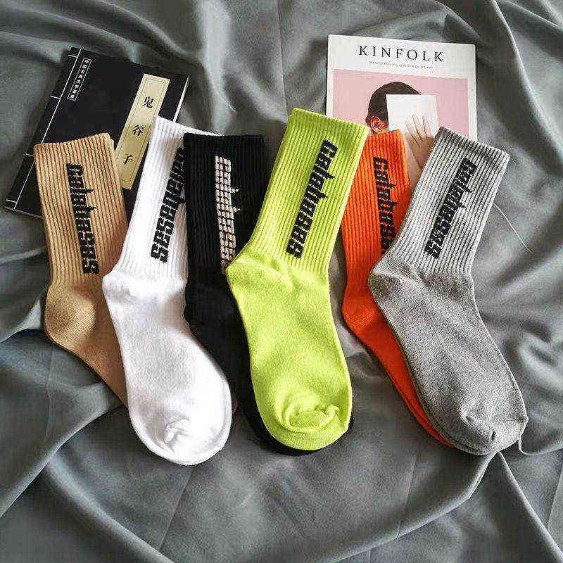 Streetwear Skateboard Harajuku CPFM Kanye West Socks Letter Coconut 350 Calabasas Rap Basketball Hip Hop Fashion Cotton Socks Y1201, Lwk1
Streetwear Skateboard Harajuku CPFM Kanye West Socks Letter Coconut 350 Calabasas Rap Basketball Hip Hop Fashion Cotton Socks Y1201, Lwk1