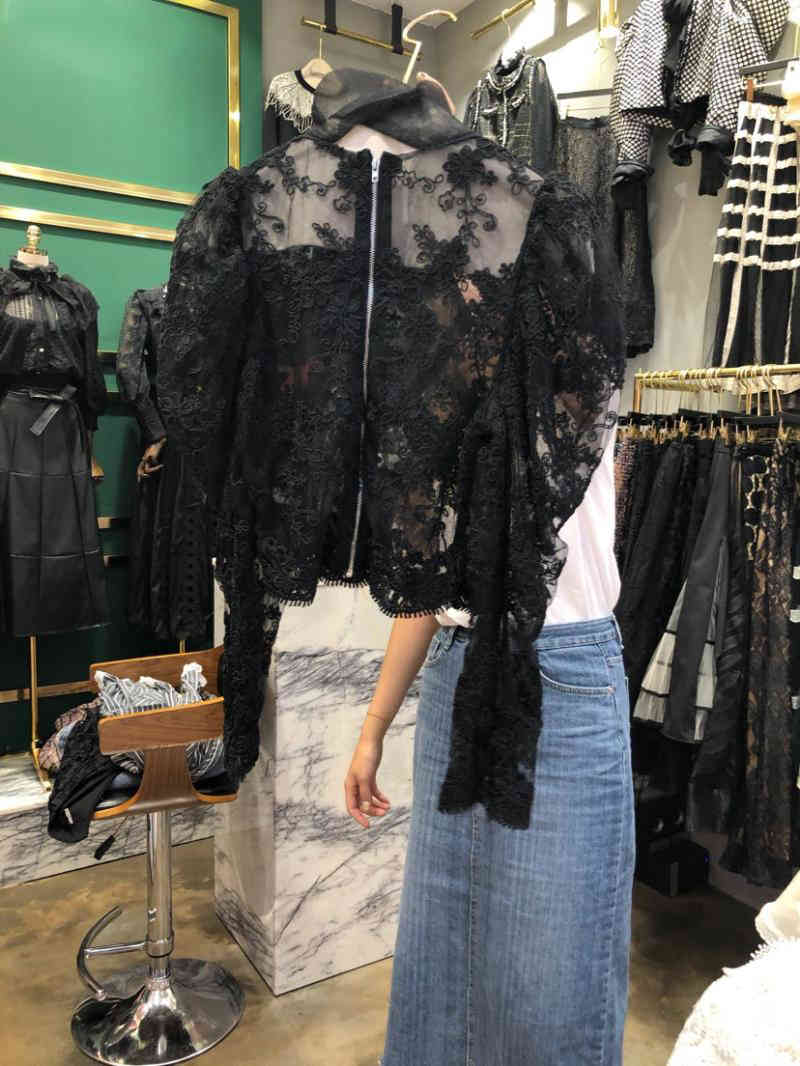 Nomikuma Sexy Lace Shirt Bow Tie Collar Puff Long Sleeve Shirt Autumn Winter Korean Perspective Blusas Mujer De Moda 6D467 210427