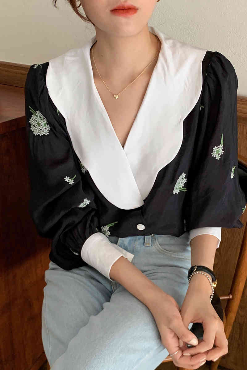 Korean Chic Retro Turn Down Collar Puff Long Sleeve Blouse Floral Embroidery Loose Blusas Casual Sweet Shirt Top 210519