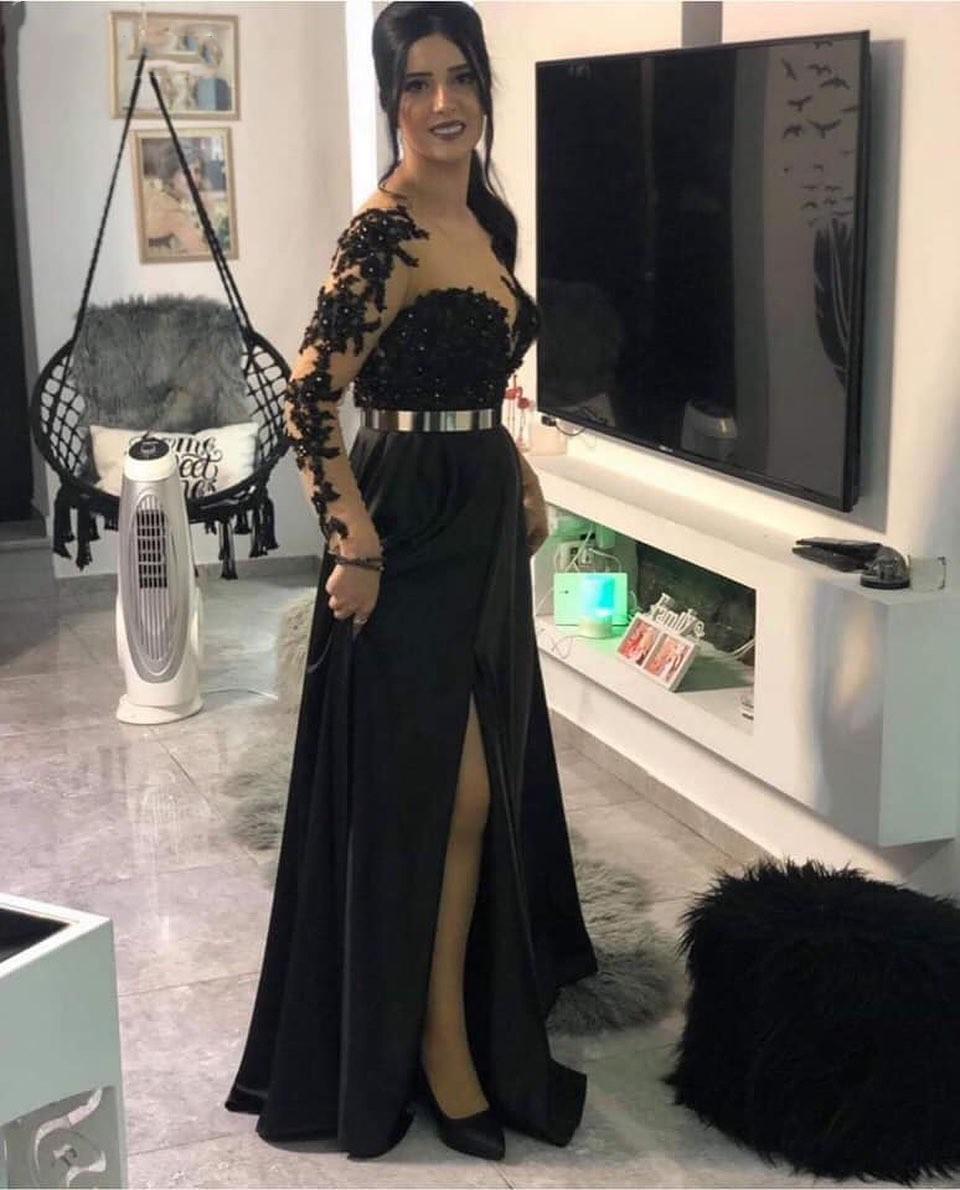 Elegant Black Formal Evening Dresses Beaded A Line 2022 Sweetheart Illusion Neck Long Sleeve Prom Dress with Gold Belt Sash Sexy Slit Satin Special Oc