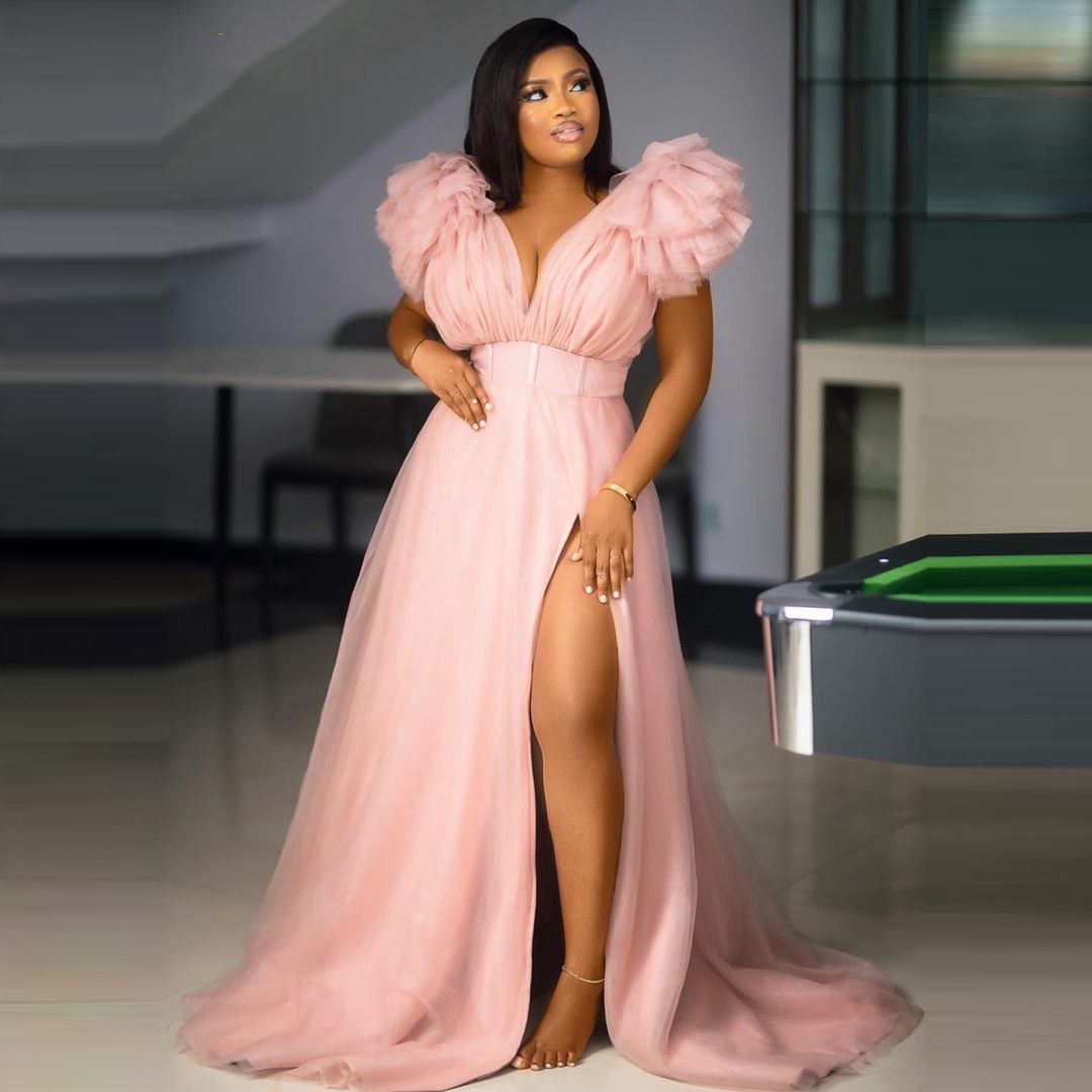 V Pink Neck Prom Dresses Side Split Tulle Evening Dress Plus Size African Sexy Women Party Gowns Lz0304
