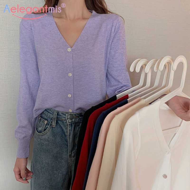 Aelegantmis Sexy V Neck Buttons Knitted Cardigan Sweater Women Slim Single Breasted Autumn Sweaters Ladies Knit Tops Black White 210607
Aelegantmis Sexy V Neck Buttons Knitted Cardigan Sweater Women Slim Single Breasted Autumn Sweaters Ladies Knit Tops Black White 210607