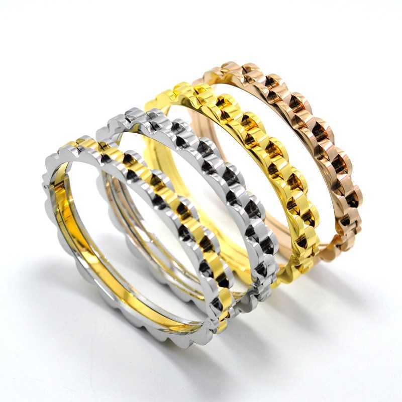 Fysara Punk Brand Jewelry Men Watchhand Belt Bracelets Heavy Wide Strap Shape Gold Layered Wave Bangles Watch Accessories Q0720
Fysara Punk Brand Jewelry Men Watchhand Belt Bracelets Heavy Wide Strap Shape Gold Layered Wave Bangles Watch Accessories Q0720