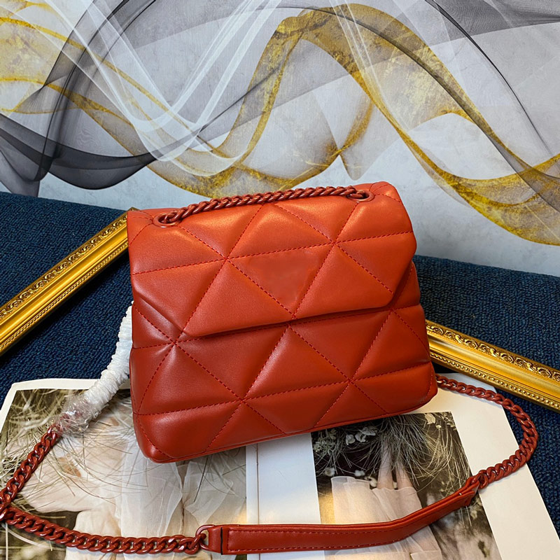 Classic model luxury designer bag flap women messenger real leather handbag diamond pattern high quality women's shoulder bag
Classic model luxury designer bag flap women messenger real leather handbag diamond pattern high quality women's shoulder bag