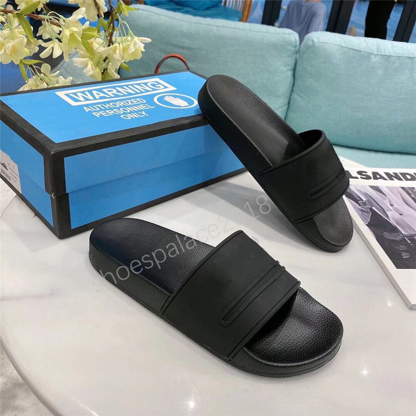 2021 Nice Looking Slipper Mens Womens Summer Sandals Beach Slide Fashion Scuffs Slippers Ladies Flats Shoes Kicks Tiger Flowers Bee 36-46 With Box, Black
2021 Nice Looking Slipper Mens Womens Summer Sandals Beach Slide Fashion Scuffs Slippers Ladies Flats Shoes Kicks Tiger Flowers Bee 36-46 With Box, Black