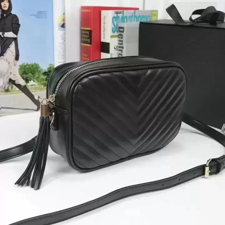 WF luxury Women Handbag Totes LOU CAMERA LOU MINI Bags designers G-brand tassel PU shoulder bag's wallet quilted leather designer bag favorite Flap clutch Coin Purse, Additional shipping
WF luxury Women Handbag Totes LOU CAMERA LOU MINI Bags designers G-brand tassel PU shoulder bag's wallet quilted leather designer bag favorite Flap clutch Coin Purse, Additional shipping