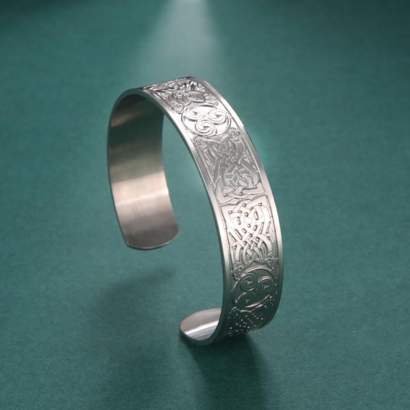 Bangle My Shape Triskel Viking Cuff Bangles For Women Men Amulet Silver Color Stainless Steel Wiccan Bracelet Vintage Jewelry Tailsman, Black
Bangle My Shape Triskel Viking Cuff Bangles For Women Men Amulet Silver Color Stainless Steel Wiccan Bracelet Vintage Jewelry Tailsman, Black