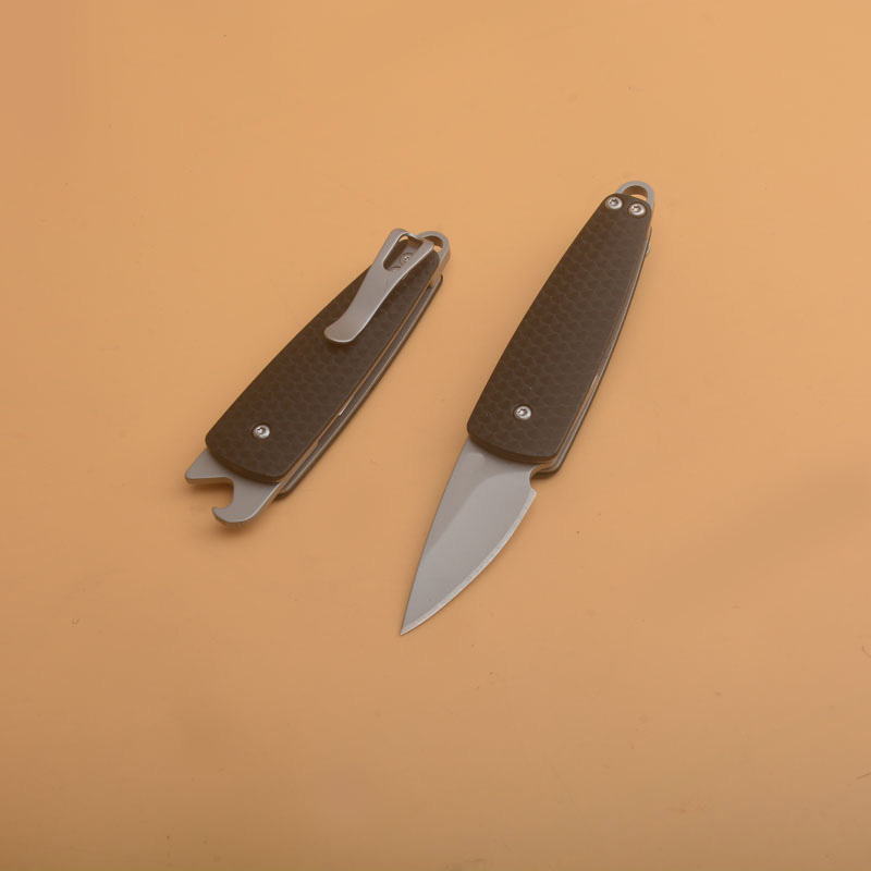 High Quality 7086 EDC Pocket Folding Knife 8Cr13Mov Titanium Coated Blade GRN Handle Outdoor Gear With Bottle Opener
High Quality 7086 EDC Pocket Folding Knife 8Cr13Mov Titanium Coated Blade GRN Handle Outdoor Gear With Bottle Opener