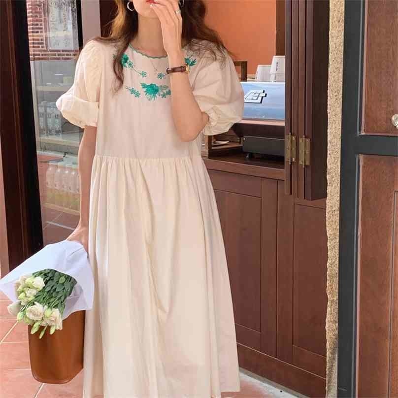 Apricot Vintage Embroidery Florals Chic Streetwear Puff Sleeves Femme Slim Party Long Dresses Vestidos 210525, Photo color
Apricot Vintage Embroidery Florals Chic Streetwear Puff Sleeves Femme Slim Party Long Dresses Vestidos 210525, Photo color