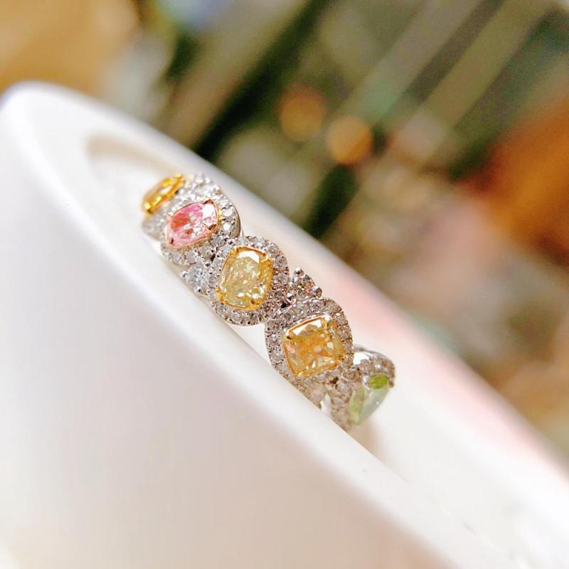 Cluster Rings The Luxury Natural Color Diamond Row Ring High-End Design Sense Multicolor Treasure Full Female, Golden;silver
Cluster Rings The Luxury Natural Color Diamond Row Ring High-End Design Sense Multicolor Treasure Full Female, Golden;silver