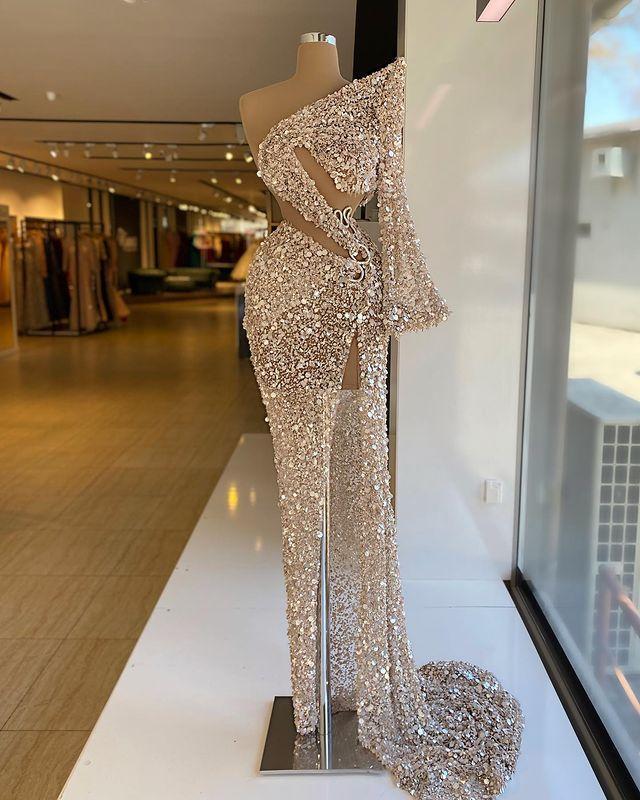 Sparkly Sequined Crystals Evening Dresses One Shoulder Glitter Pageant Prom Gowns Sexy High Side Slit Long Sleeve Arabic Women Formal Party Wear 322