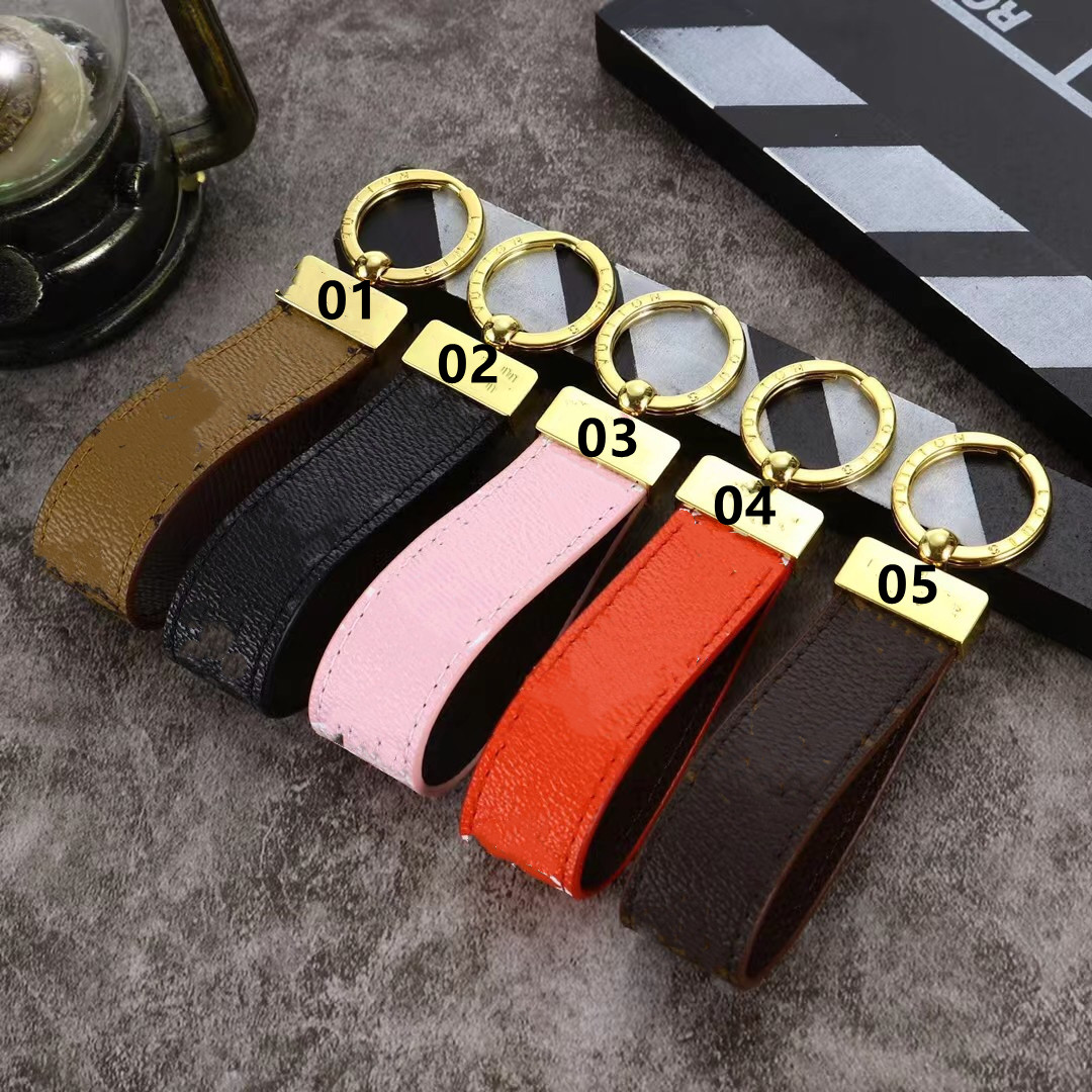 M65221 Luxury fashion Designer straps Handmade PU Leather Car Keychain Women Bag Charm Pendant Accessories
M65221 Luxury fashion Designer straps Handmade PU Leather Car Keychain Women Bag Charm Pendant Accessories