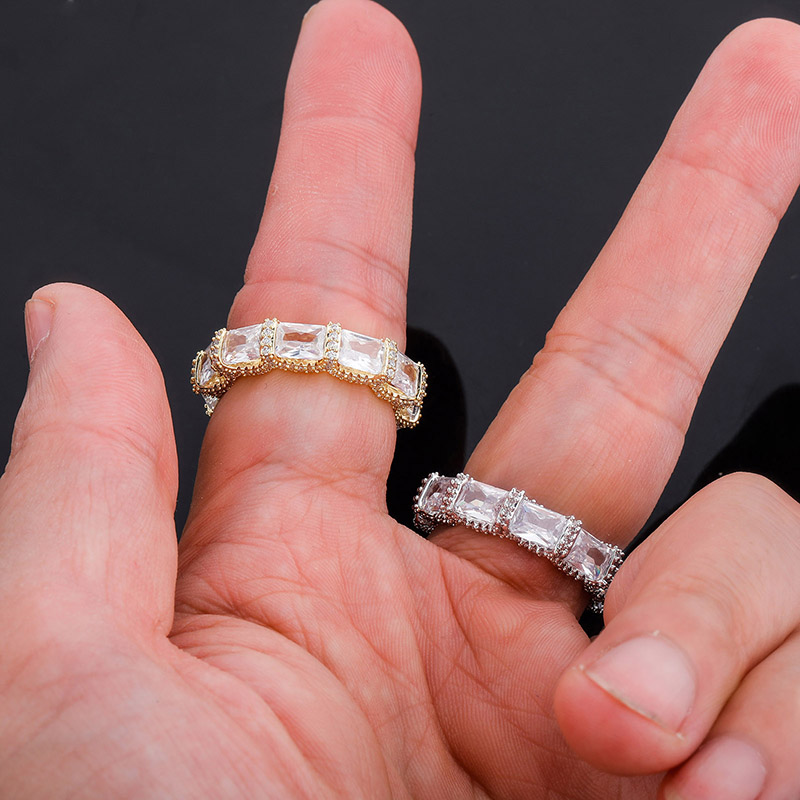 New Fashion Charm 5mm Iced Rock Punk Cubic Zirconia Stones Luxury Ring Hip Hop Jewelry Square Micro Paved Ring for Women Party PunkGift