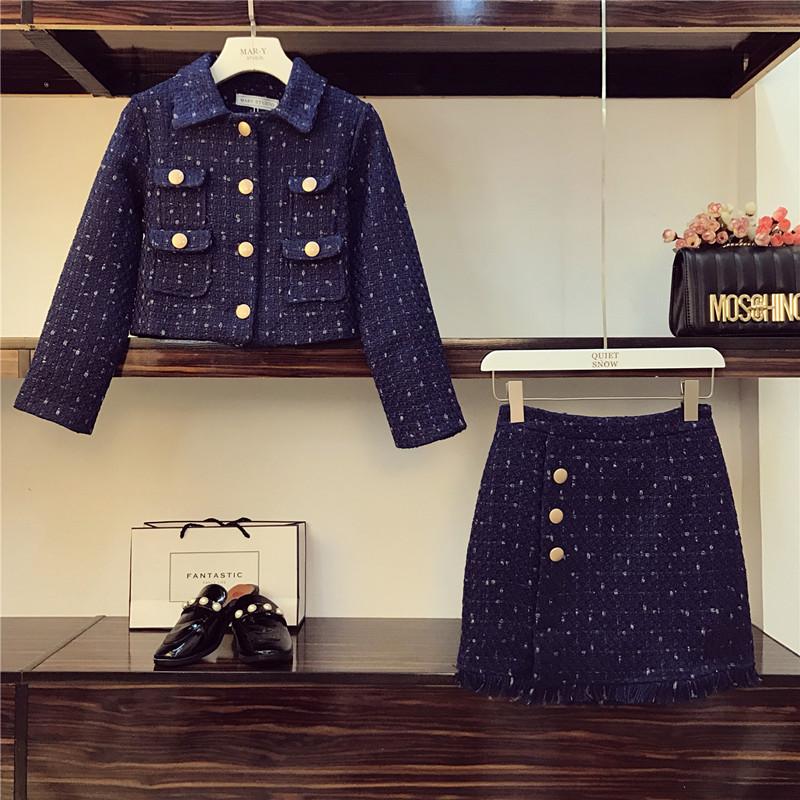Two Piece Dress Navy Blue Tweed Jacket+Pencil Skirt Suit Autumn Winter Women' Short Jacket Coat Golden Button Tassels Ladies Wool Set
Two Piece Dress Navy Blue Tweed Jacket+Pencil Skirt Suit Autumn Winter Women' Short Jacket Coat Golden Button Tassels Ladies Wool Set